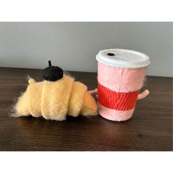 Target Spritz Coffee and Croissant Valentine Day Felt Duo 2025 - Picture 4 of 5